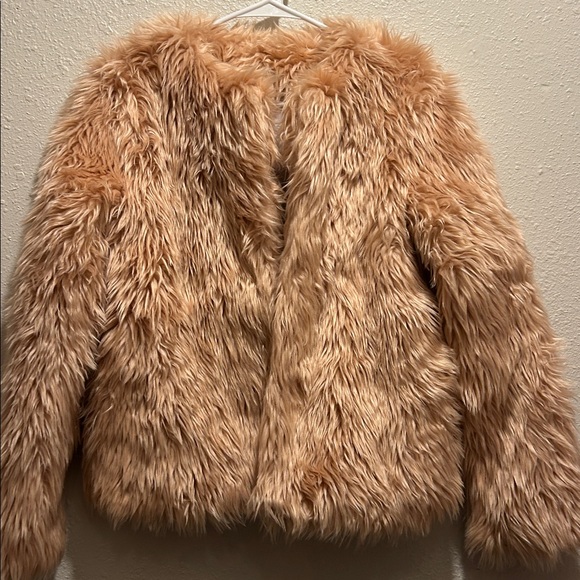 Chelsea28 Plush Faux Fur Coat in Beige - Picture 2 of 4